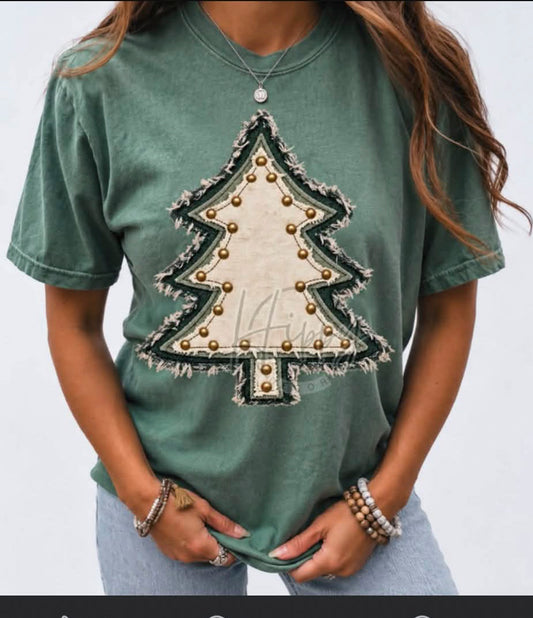 Vintage Inspired Christmas Tree